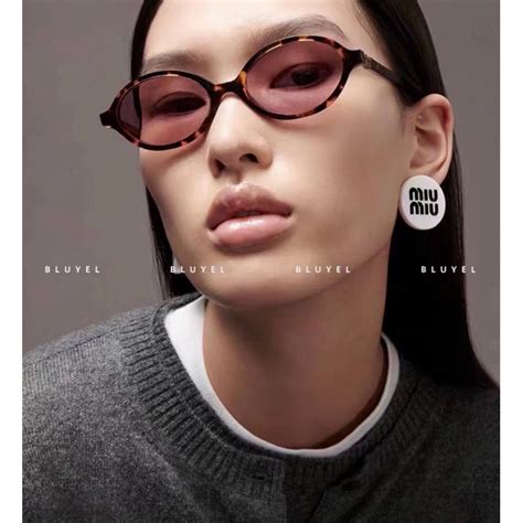 miu miu smu52y